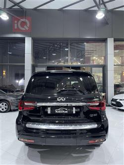 Infiniti QX80